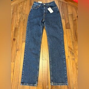 Forever 21 Classic Blue Denim Jeans straight leg size 25 NEW